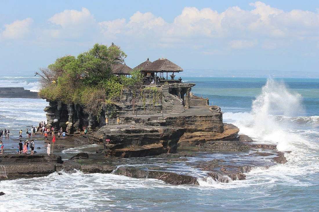 Tanah Lot temple on the Bali coast