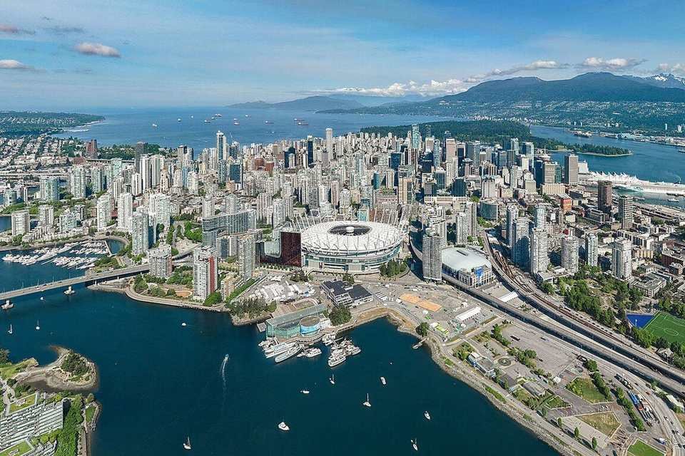 Vancouver harbor and the mountains